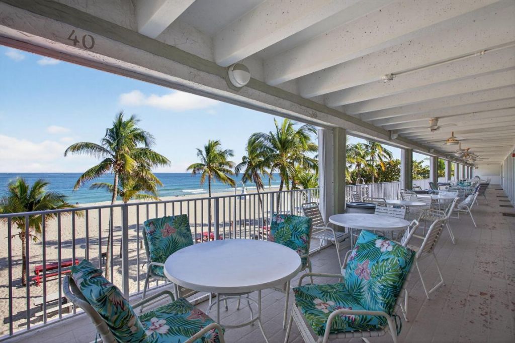 111 Briny Avenue, Unit 24-07, Pompano Beach, FL 33062 Photo