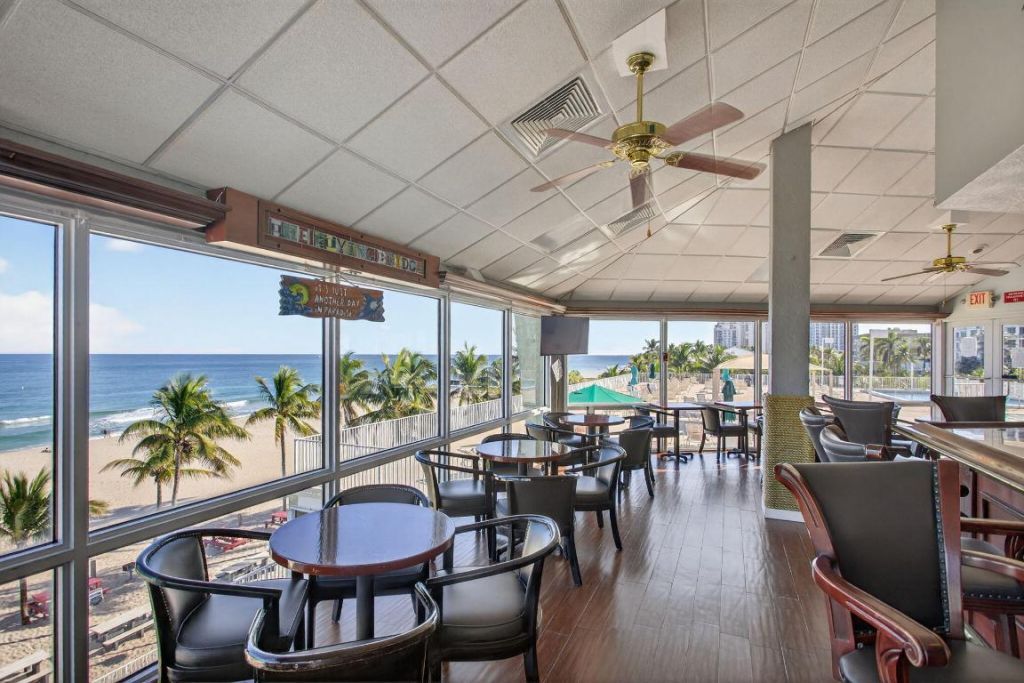 111 Briny Avenue, Unit 24-07, Pompano Beach, FL 33062 Photo