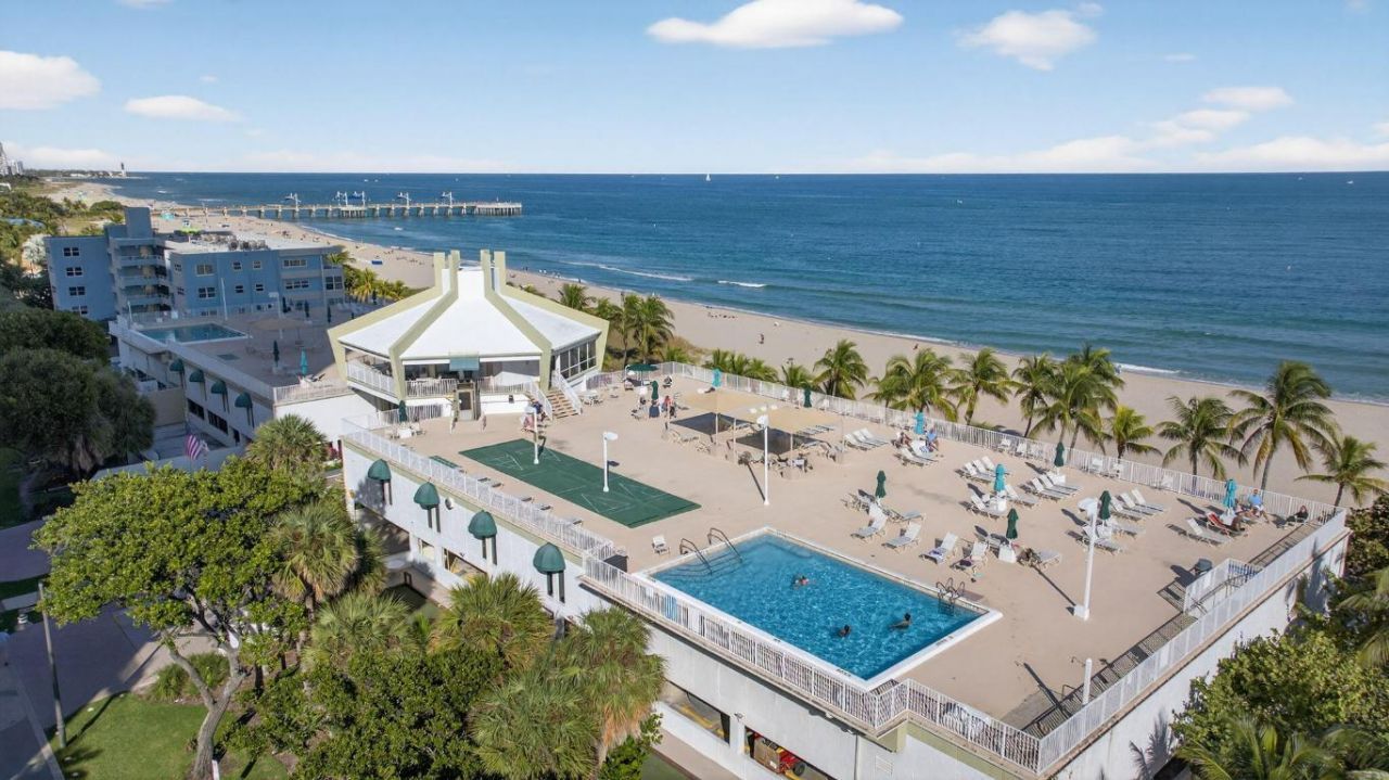 111 Briny Avenue, Unit 24-07, Pompano Beach, FL 33062 Photo