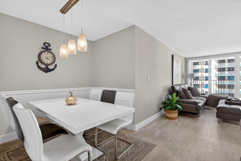 111 Briny Avenue, Unit 24-07, Pompano Beach, FL 33062 Photo