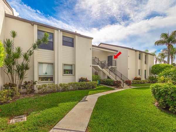 102 Wingfoot Drive, Unit D, Jupiter, FL 33458