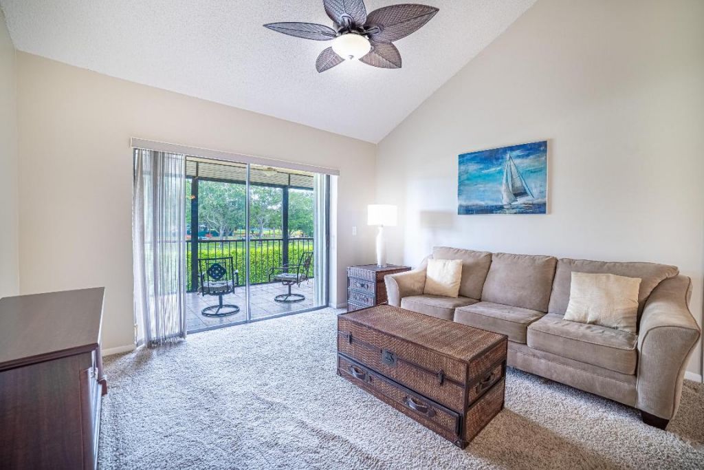 102 Wingfoot Drive, Unit D, Jupiter, FL 33458 Photo