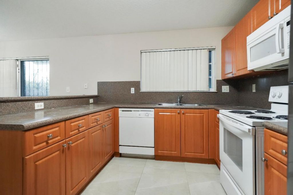14142 SW 260th Street, Unit 105, Homestead, FL 33032 Photo