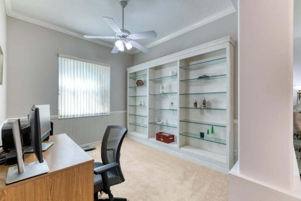 1232 Avondale Lane, West Palm Beach, FL 33409 Photo