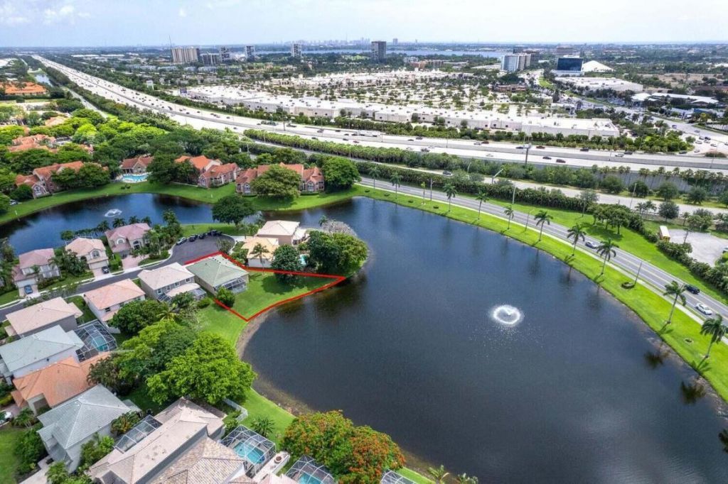 1232 Avondale Lane, West Palm Beach, FL 33409 Photo