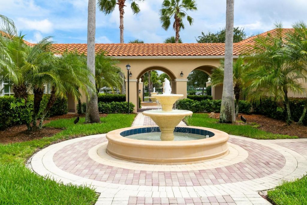 334 NW Toscane Trail, Port Saint Lucie, FL 34986 Photo