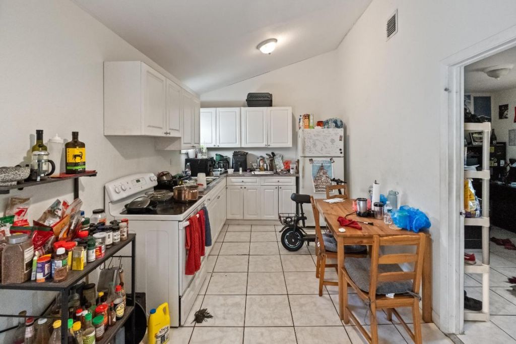8111 NE 1st Avenue, Miami, FL 33138 Photo