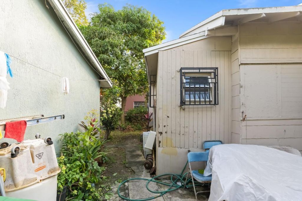 8111 NE 1st Avenue, Miami, FL 33138 Photo