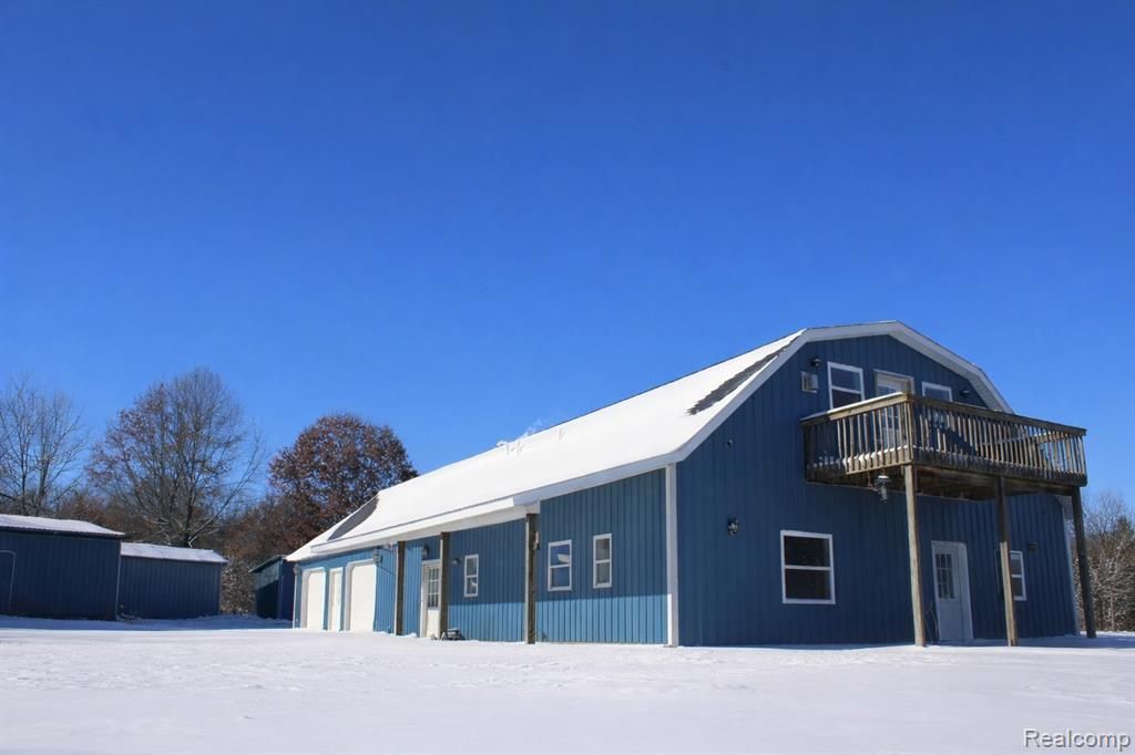 9624 Bridge Lake Road, Springfield Township, MI 48348 Main Photo