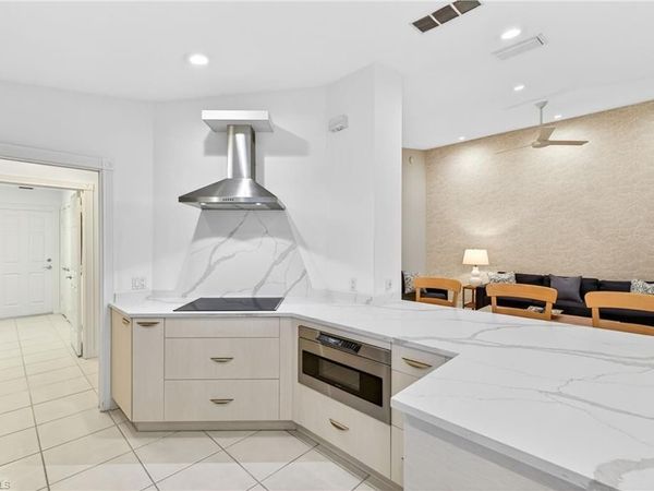 7114 Marconi CT, NAPLES, FL 34114
