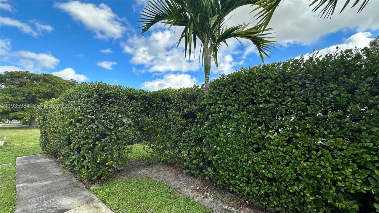 3620 NW 91st Ave, Sunrise, FL 33351 Photo