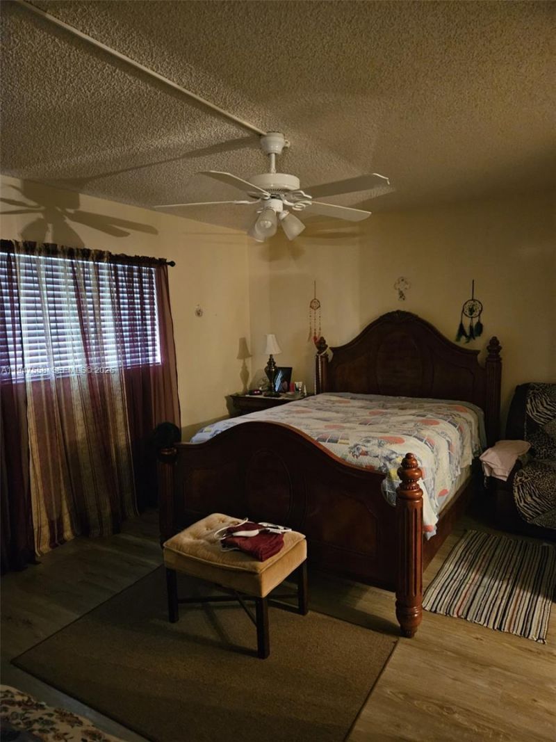 3591 Inverrary Dr, Unit 405, Lauderhill, FL 33319 Photo