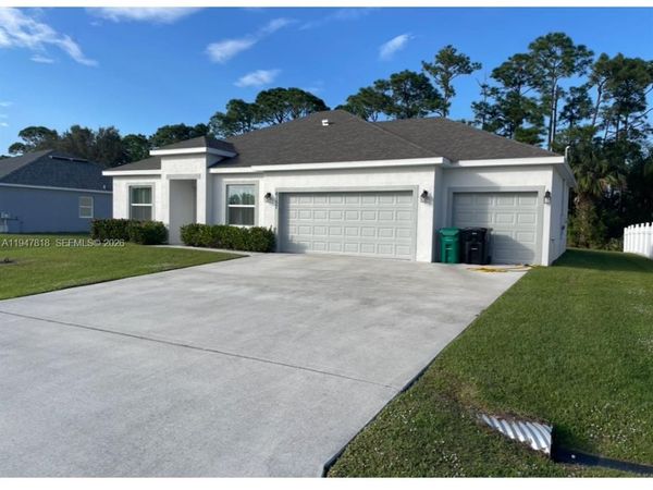 6157 NW Gatun Dr, Port St. Lucie, FL 34986