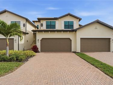 2383 Anguilla DR, Unit 202, NAPLES, FL 34120