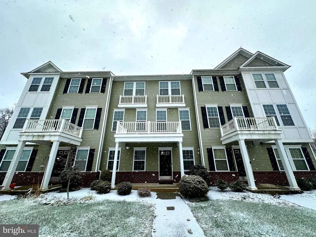 20 Canter Place, Chesterfield, NJ 08515 Main Photo