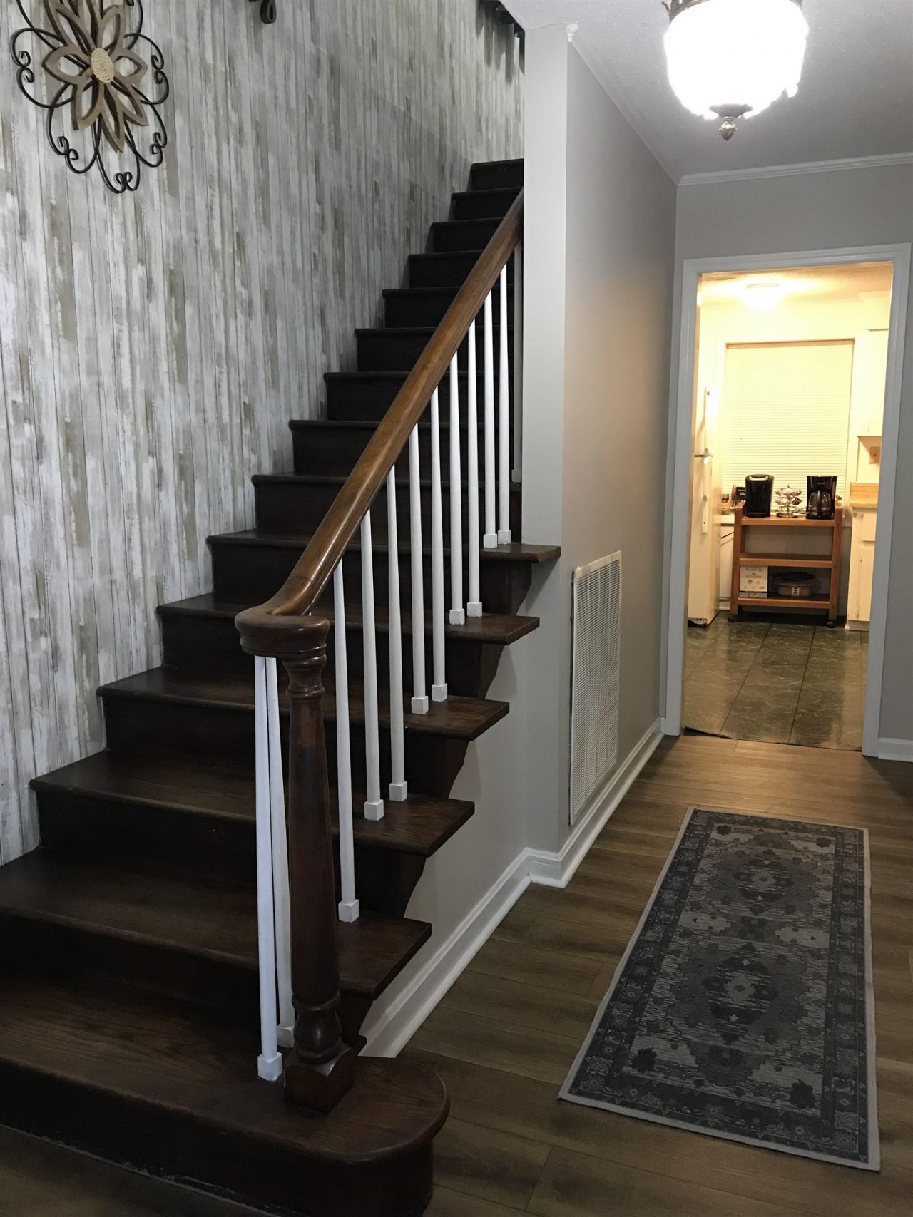 1201 Landgrave St. Photo 8