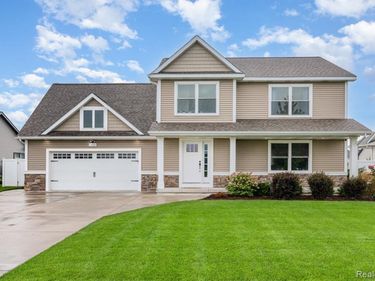 10224 Sarle Road, Tittabawassee Twp, MI 48623