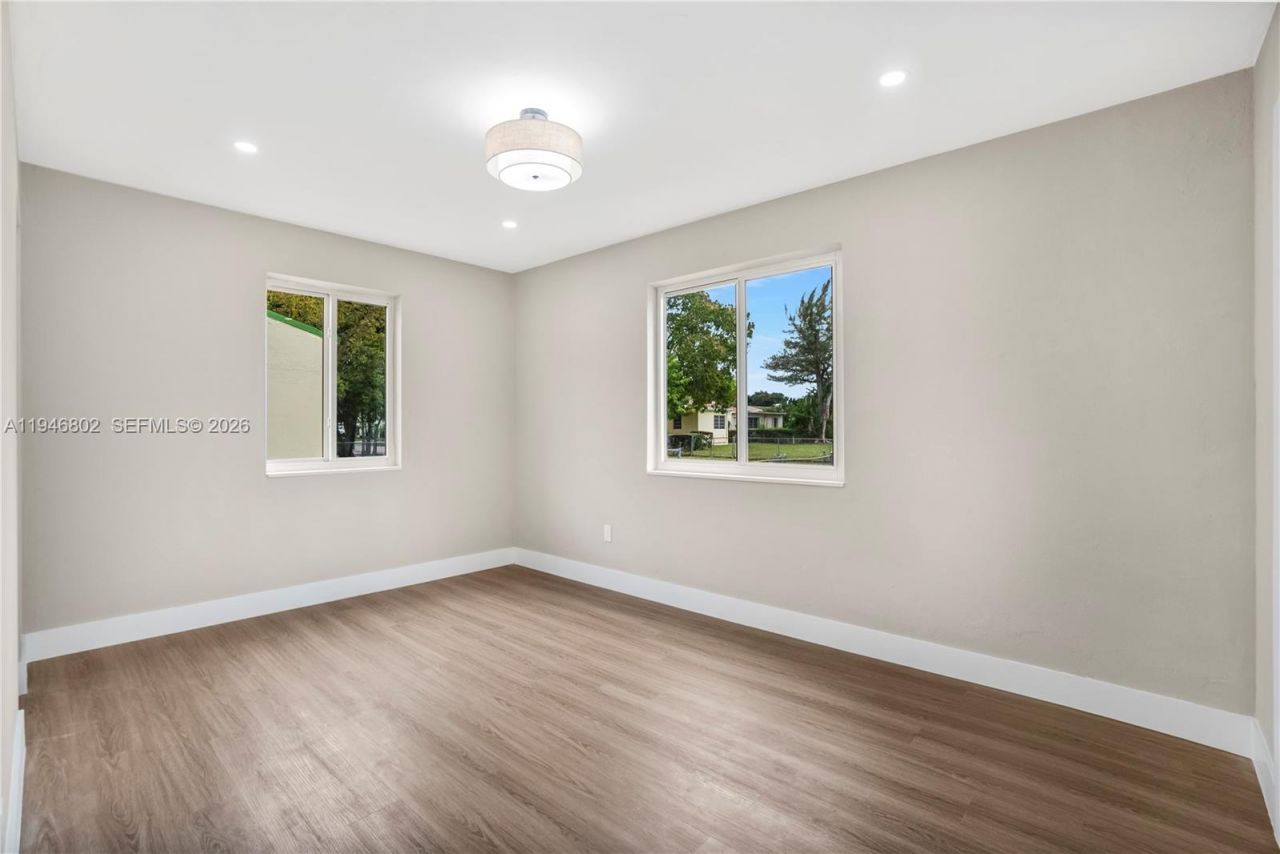 1151 NW 45th St, Miami, FL 33127 Photo