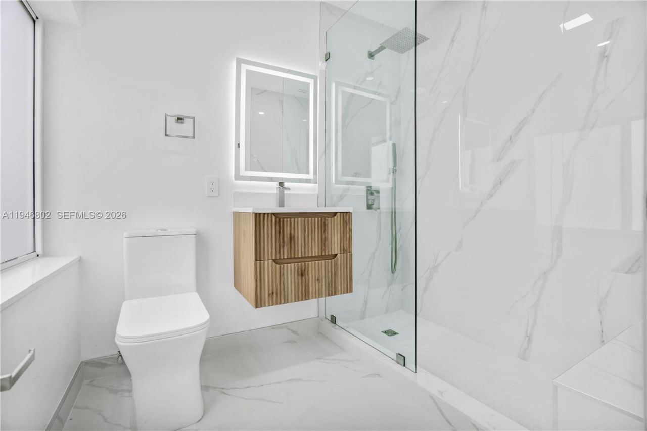 1151 NW 45th St, Miami, FL 33127 Photo