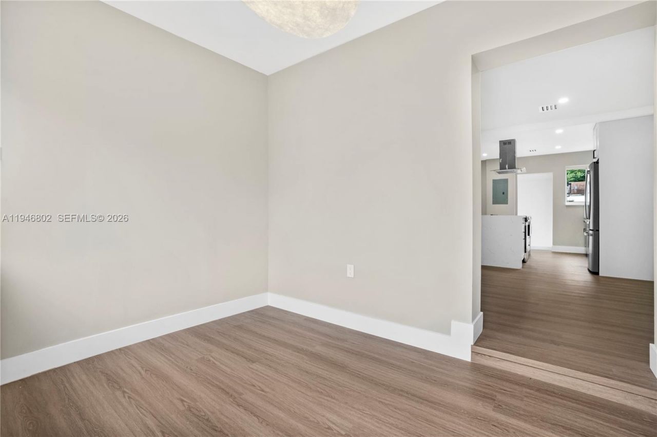 1151 NW 45th St, Miami, FL 33127 Photo