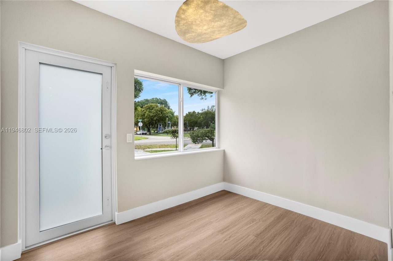 1151 NW 45th St, Miami, FL 33127 Photo