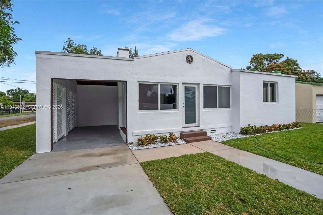 1151 NW 45th St, Miami, FL 33127 Photo