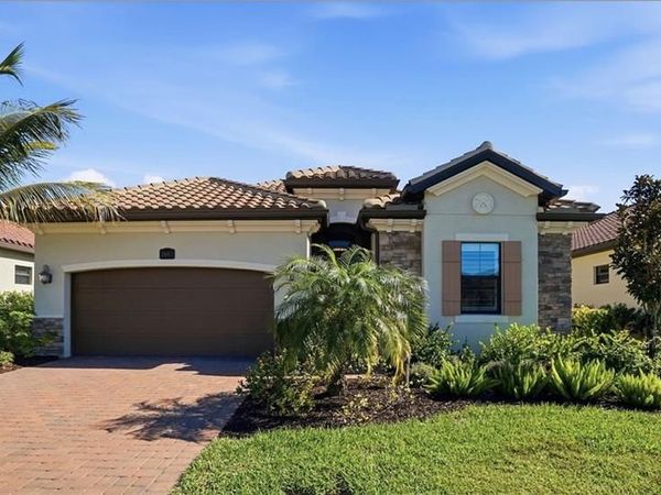 28017 Foxrock CT, BONITA SPRINGS, FL 34135