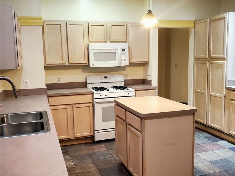 10803 Detroit Avenue, Unit 3B, Cleveland, OH 44102 Photo 4