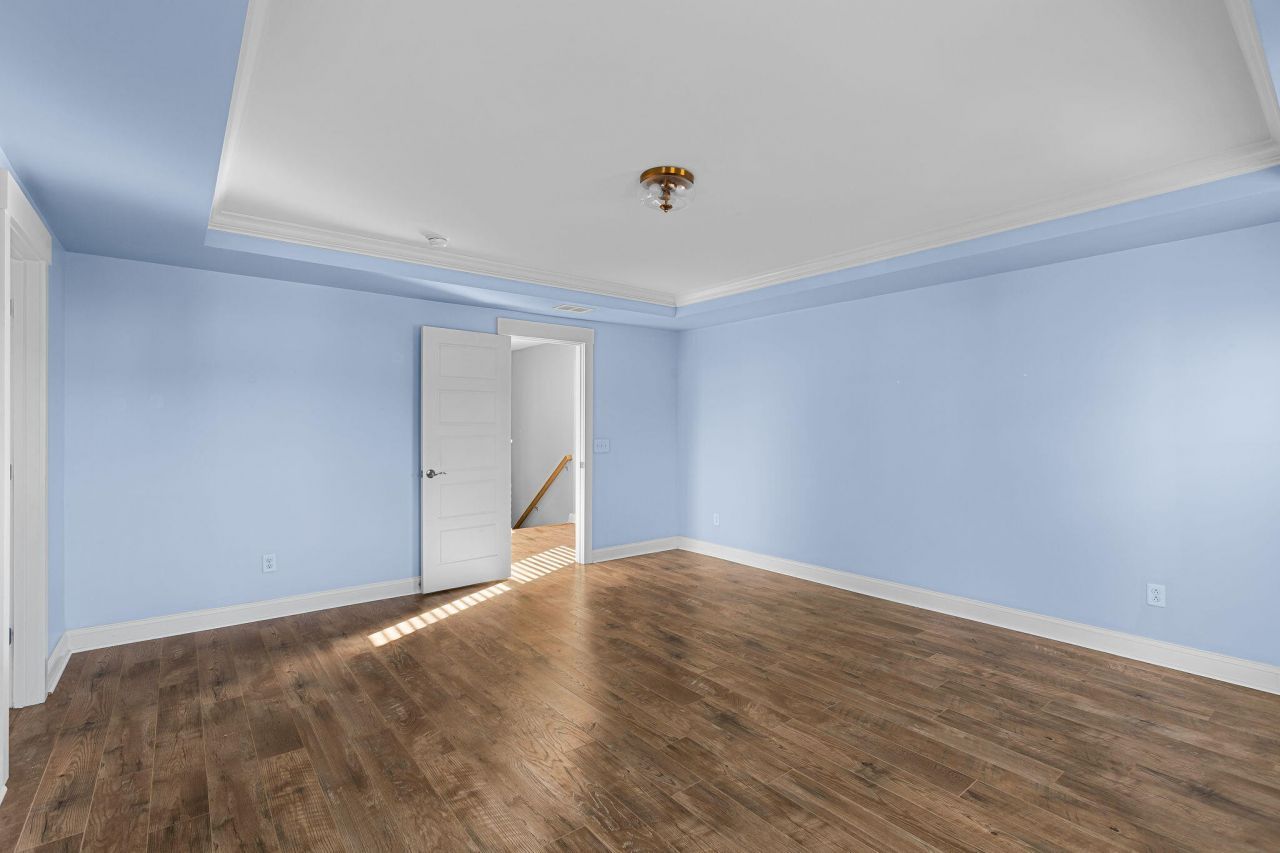 1918 Mossdale Drive Photo 20