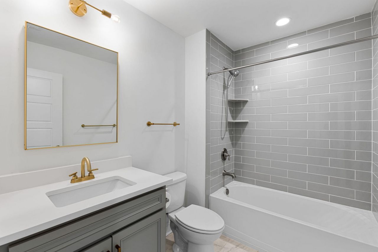 1918 Mossdale Drive Photo 29