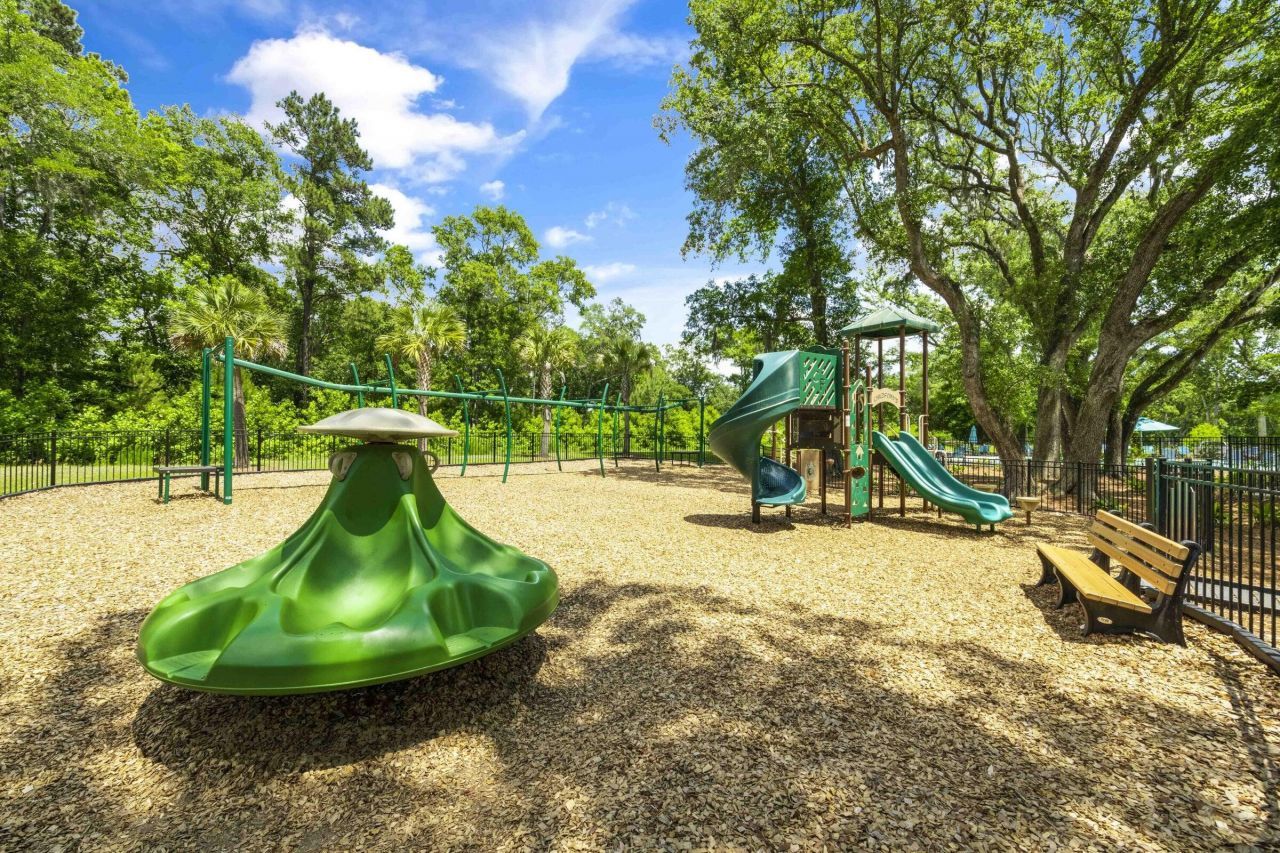 1918 Mossdale Drive Photo 38