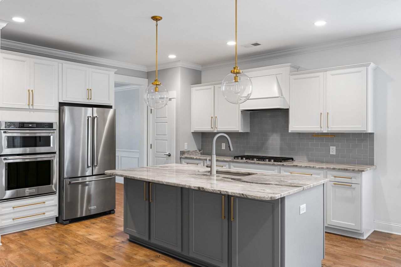 1918 Mossdale Drive Photo 4