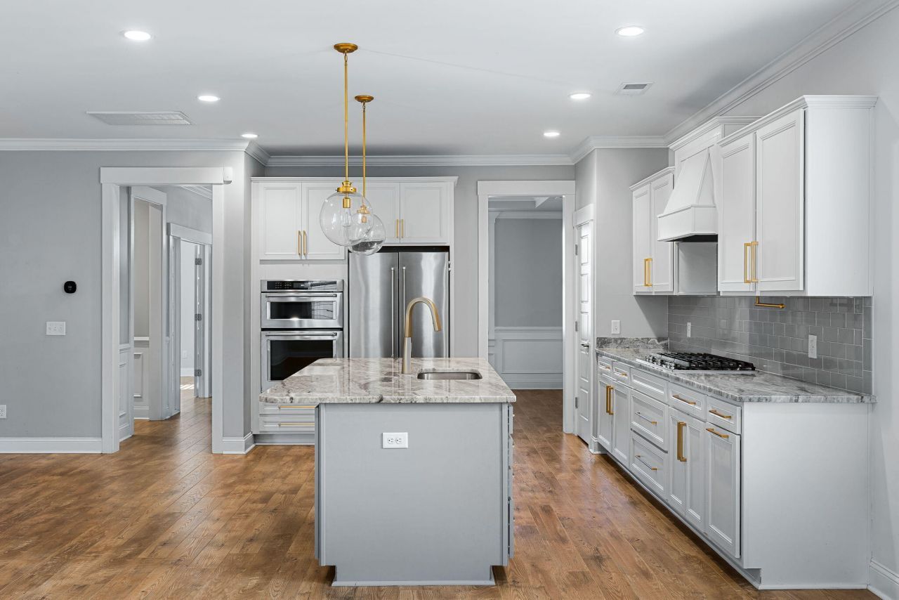 1918 Mossdale Drive Photo 5