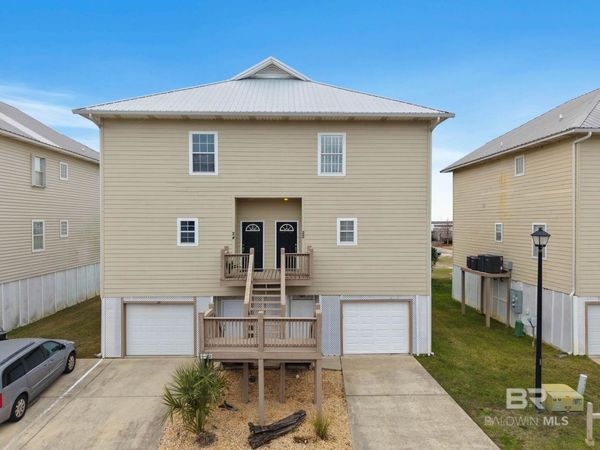 4 Yacht Club Drive, Unit 22, Daphne, AL 36526
