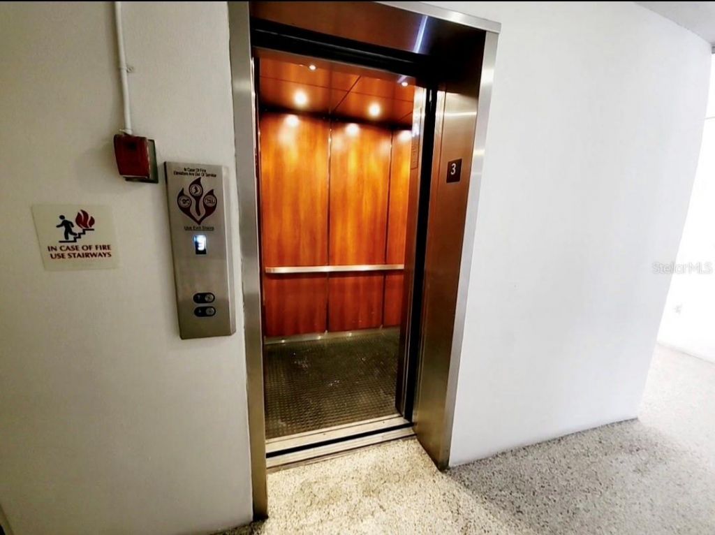 6960 20th Avenue N, Unit 302, Saint Petersburg, FL 33710 Photo