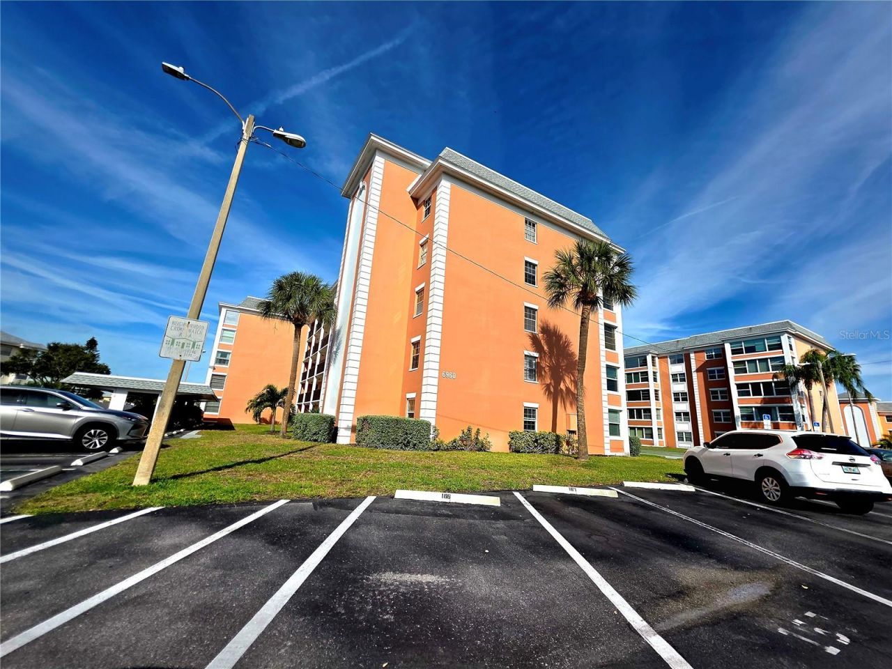 6960 20th Avenue N, Unit 302, Saint Petersburg, FL 33710 Photo