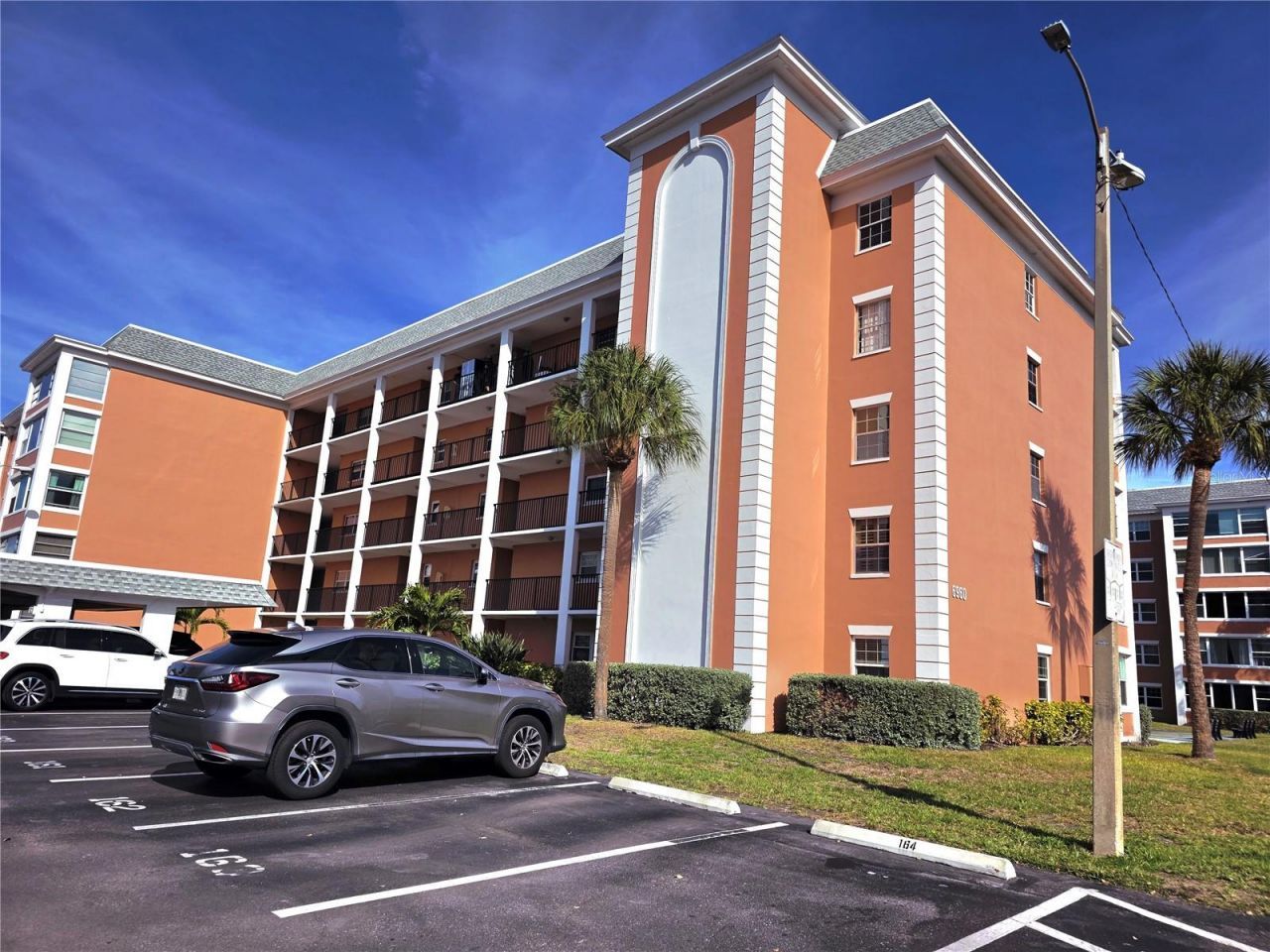 6960 20th Avenue N, Unit 302, Saint Petersburg, FL 33710 Photo