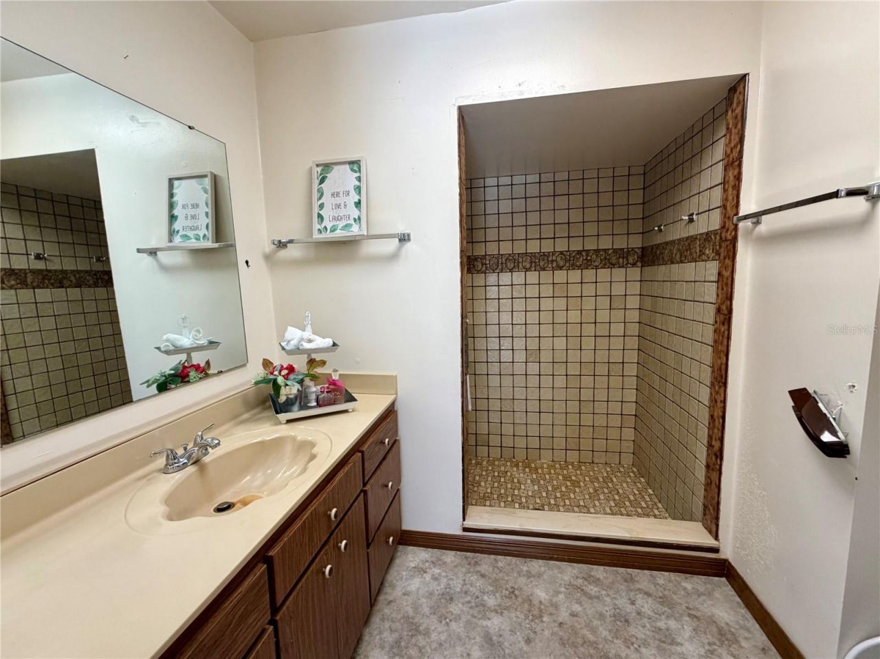 301 Shady Woods Road, Geneva, FL 32732 Photo