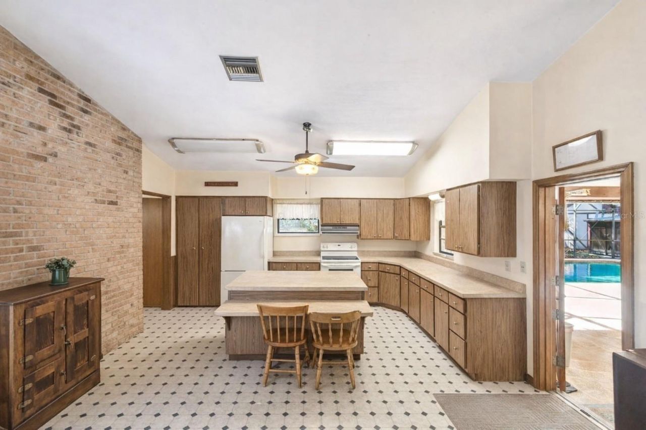 301 Shady Woods Road, Geneva, FL 32732 Photo