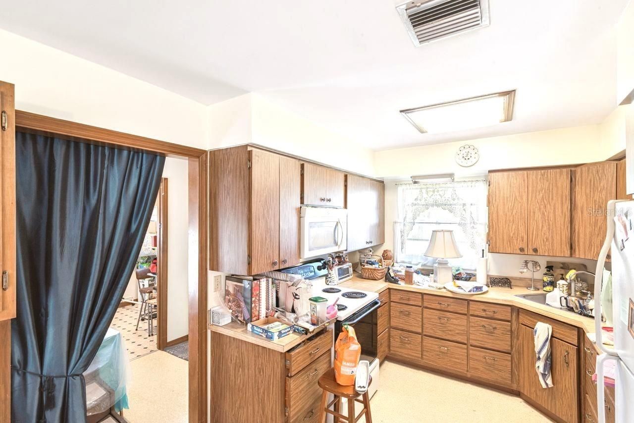 301 Shady Woods Road, Geneva, FL 32732 Photo