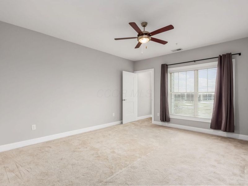 5339 Highpointe Lakes Drive , Unit 403, Westerville, OH 43081 Photo 11