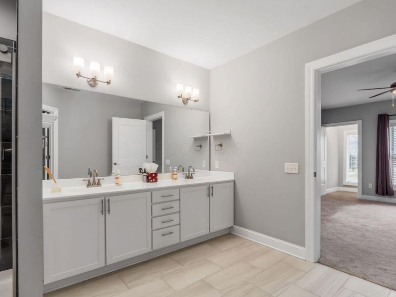 5339 Highpointe Lakes Drive , Unit 403, Westerville, OH 43081 Photo 13