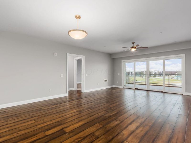 5339 Highpointe Lakes Drive , Unit 403, Westerville, OH 43081 Photo 9