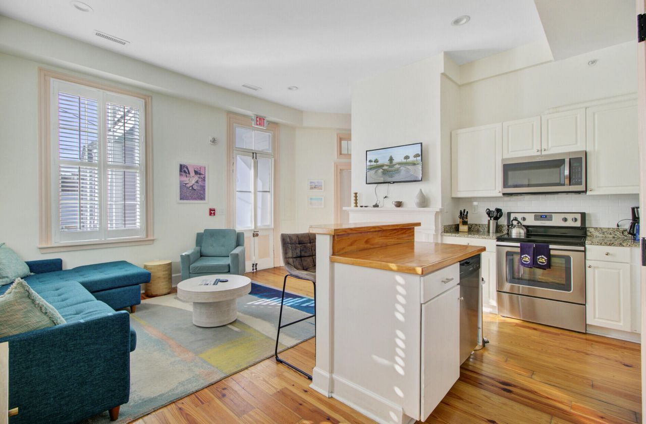 165 Spring Street Photo 50