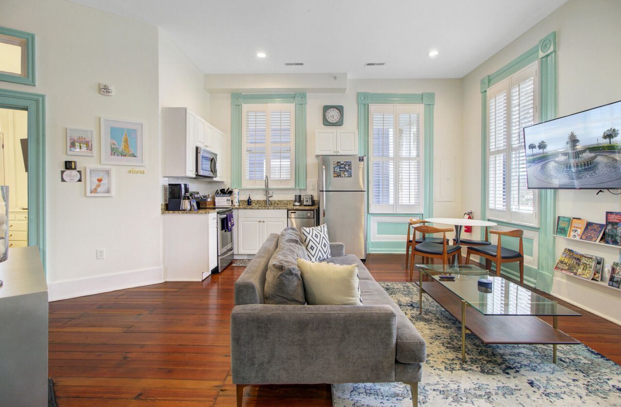 165 Spring Street Photo 9