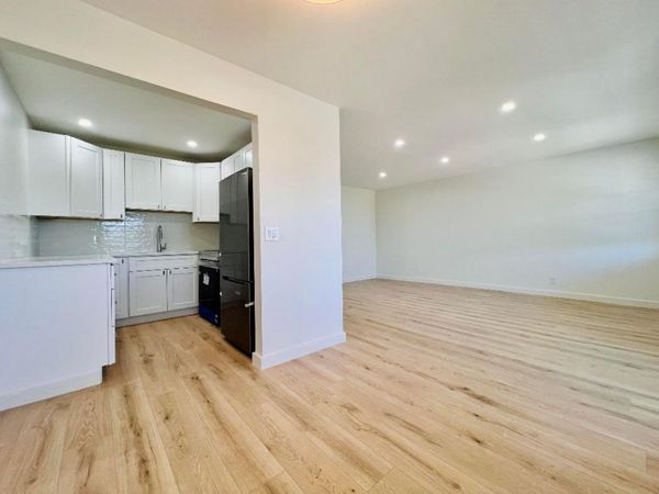 130 Chatham F, West Palm Beach, FL 33417