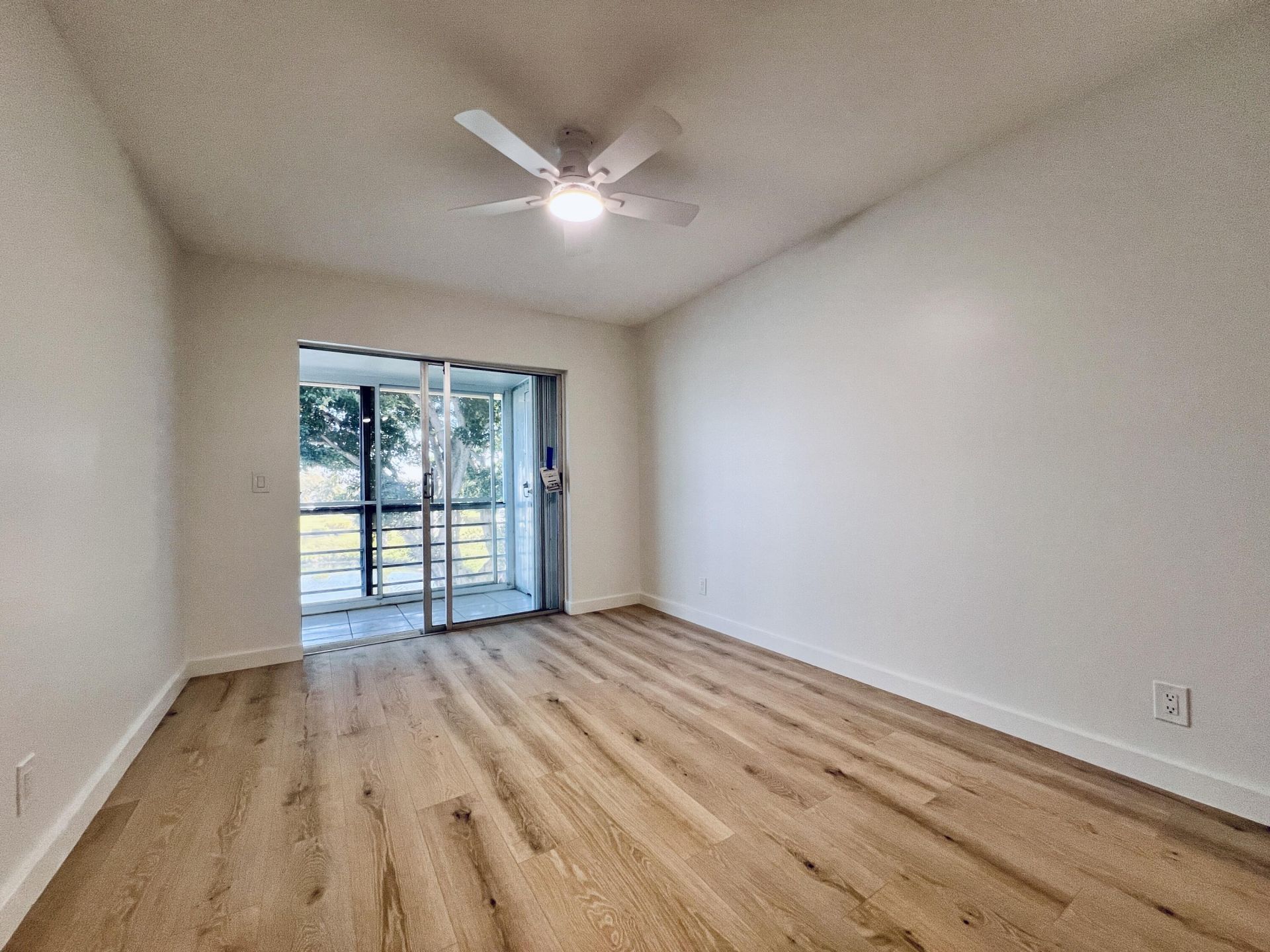 130 Chatham F, West Palm Beach, FL 33417 Photo