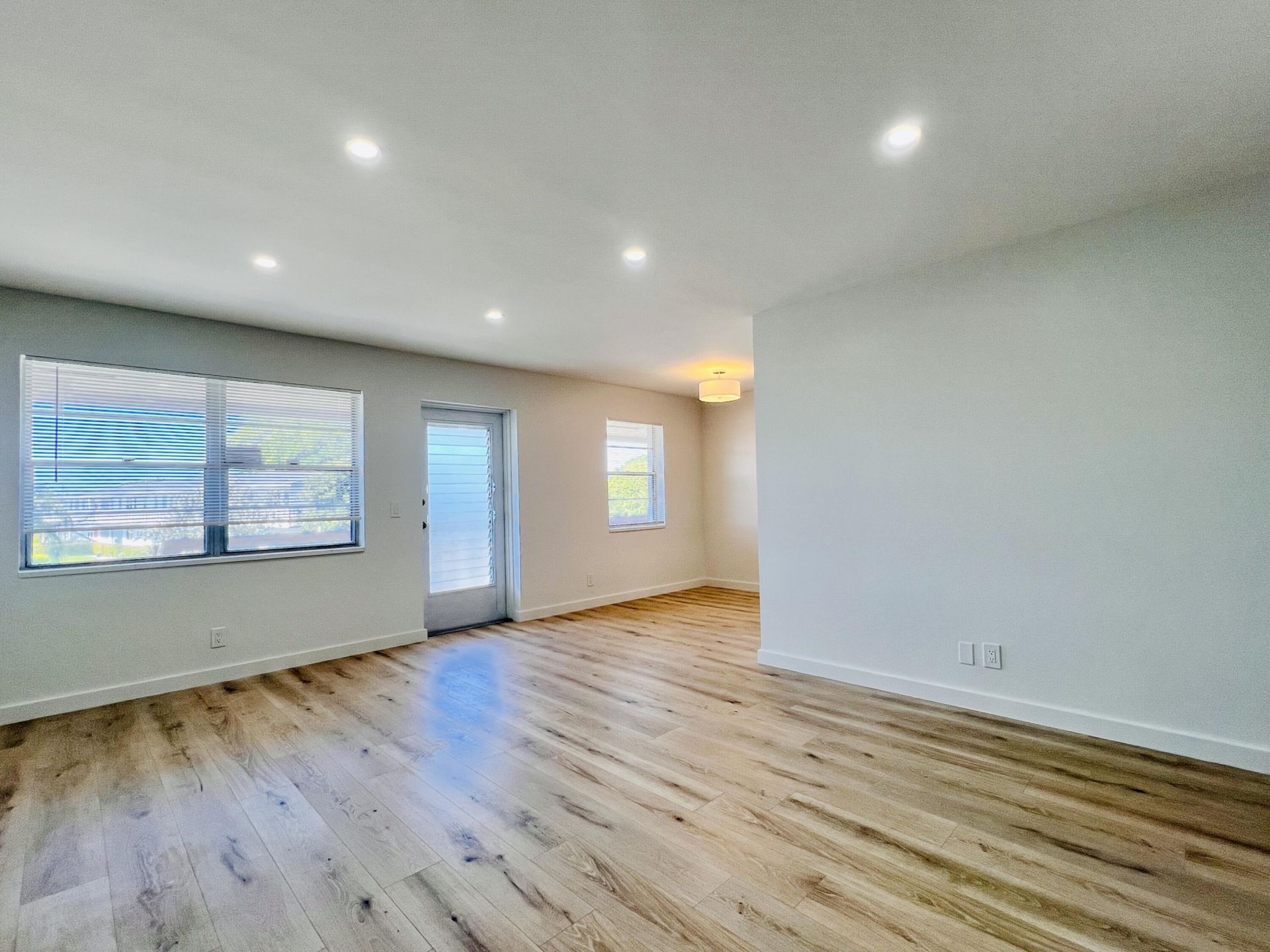 130 Chatham F, West Palm Beach, FL 33417 Photo