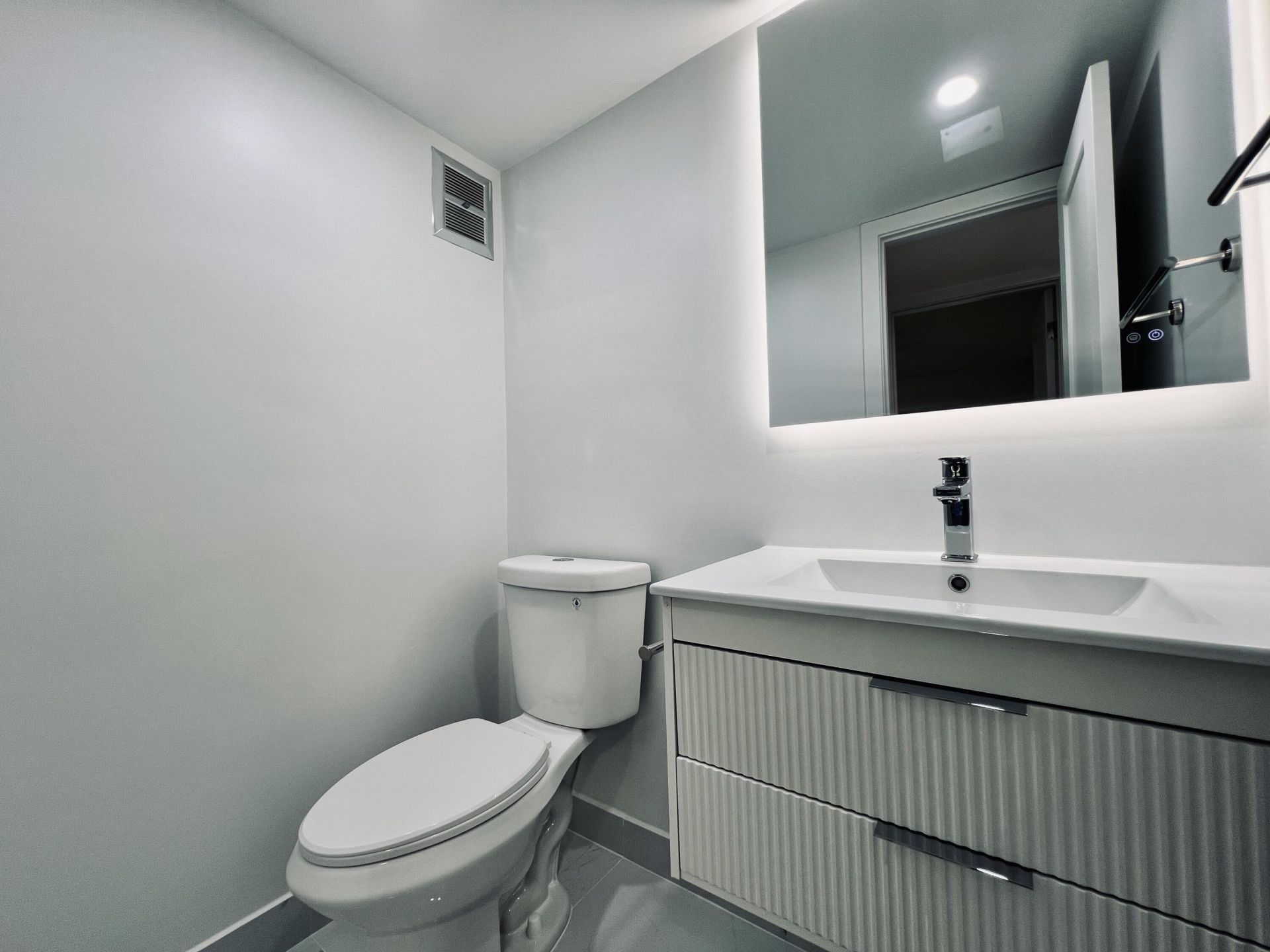 130 Chatham F, West Palm Beach, FL 33417 Photo