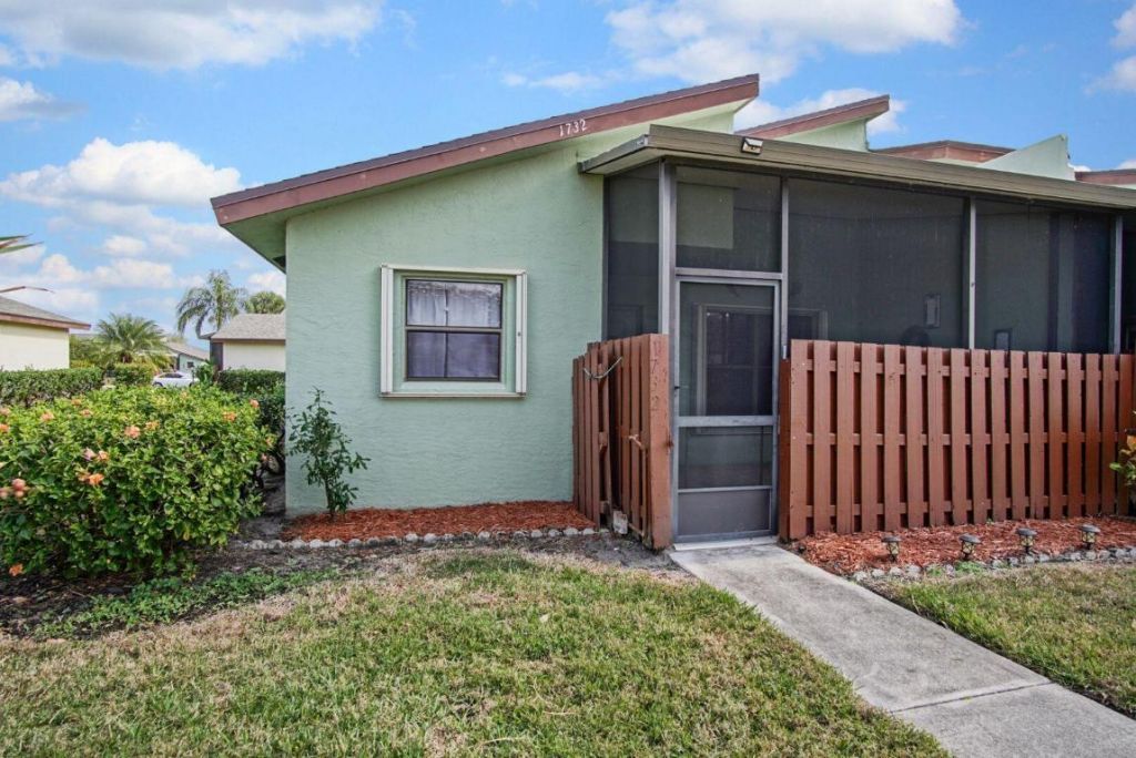 1732 W Sanderling Lane, Unit 1, Fort Pierce, FL 34982 Photo